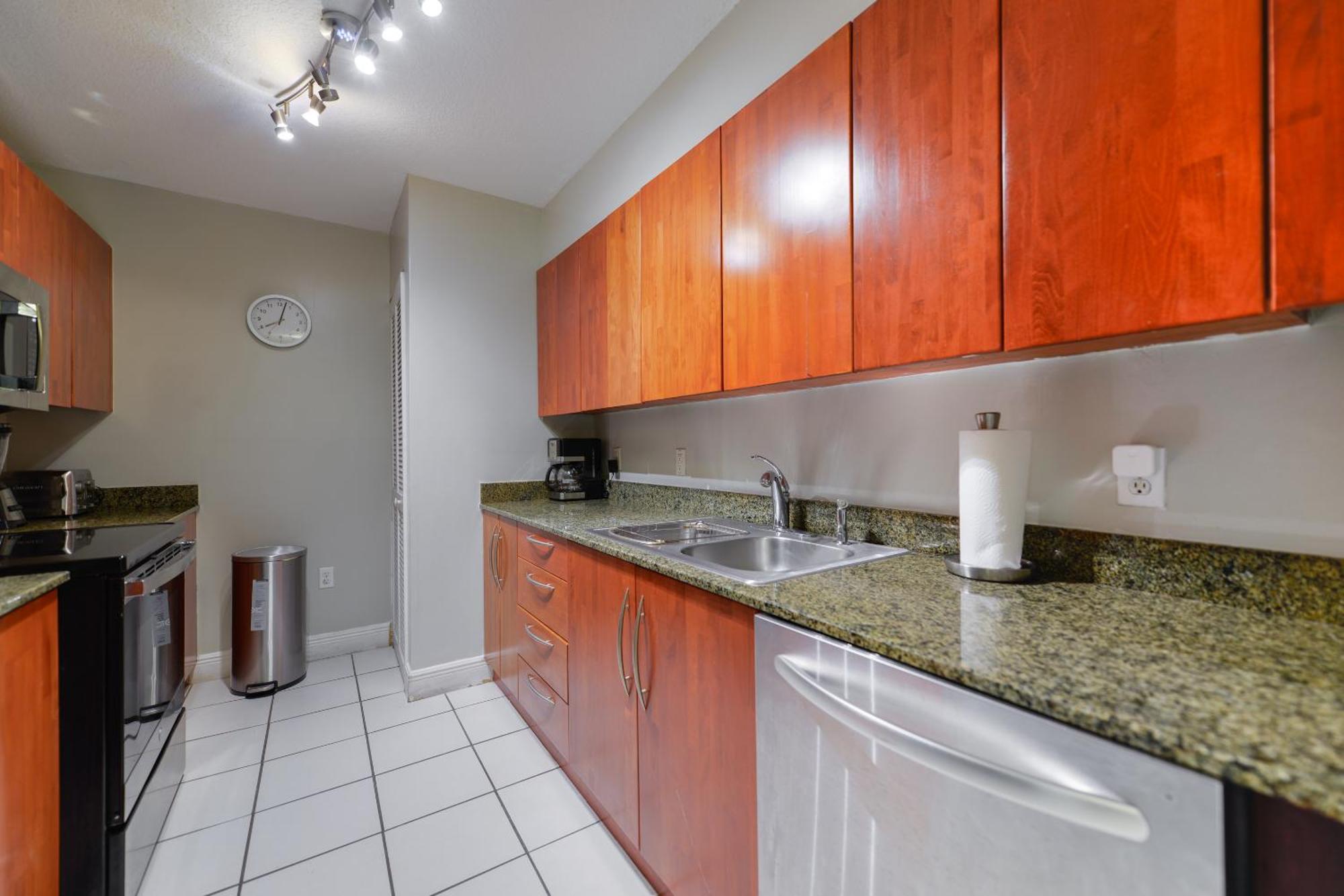 Amazing 3 Bedroom Condo At Brickell With Pool Miami Exterior photo