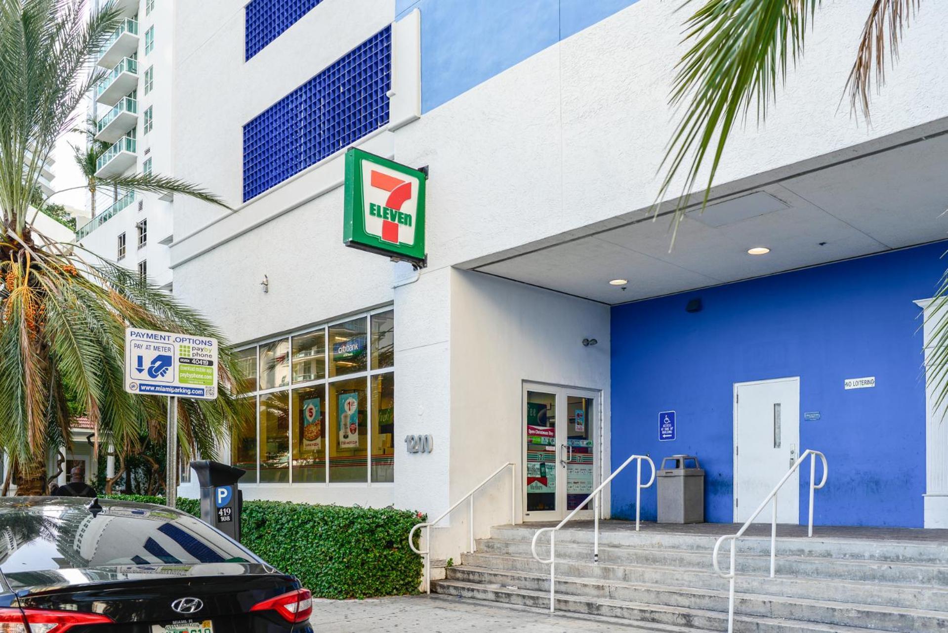 Amazing 3 Bedroom Condo At Brickell With Pool Miami Exterior photo